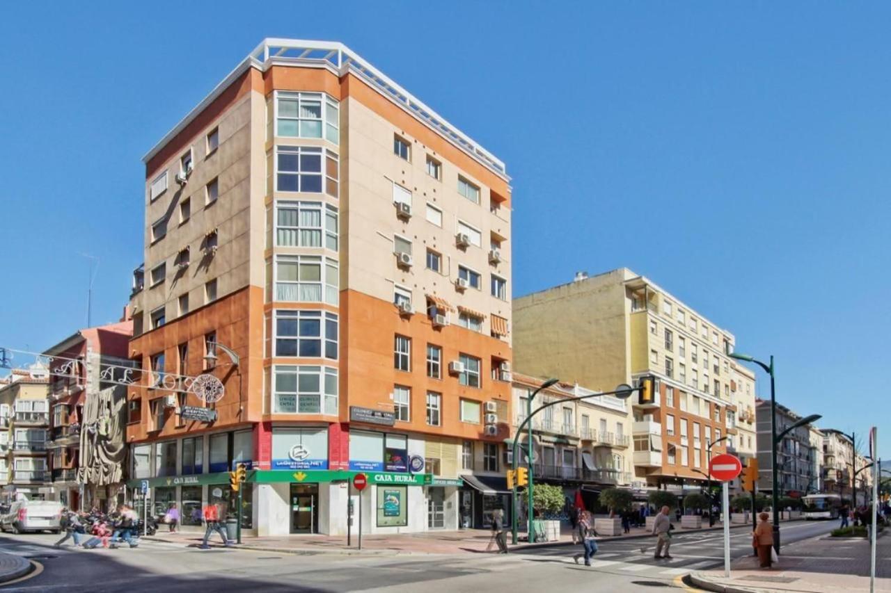 Amplio Piso Con Terraza Apartment Малага Екстериор снимка